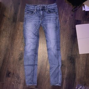 Super Stretch American Eagle Short Jeggings